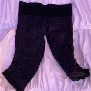 Tight lululemon biker shorts